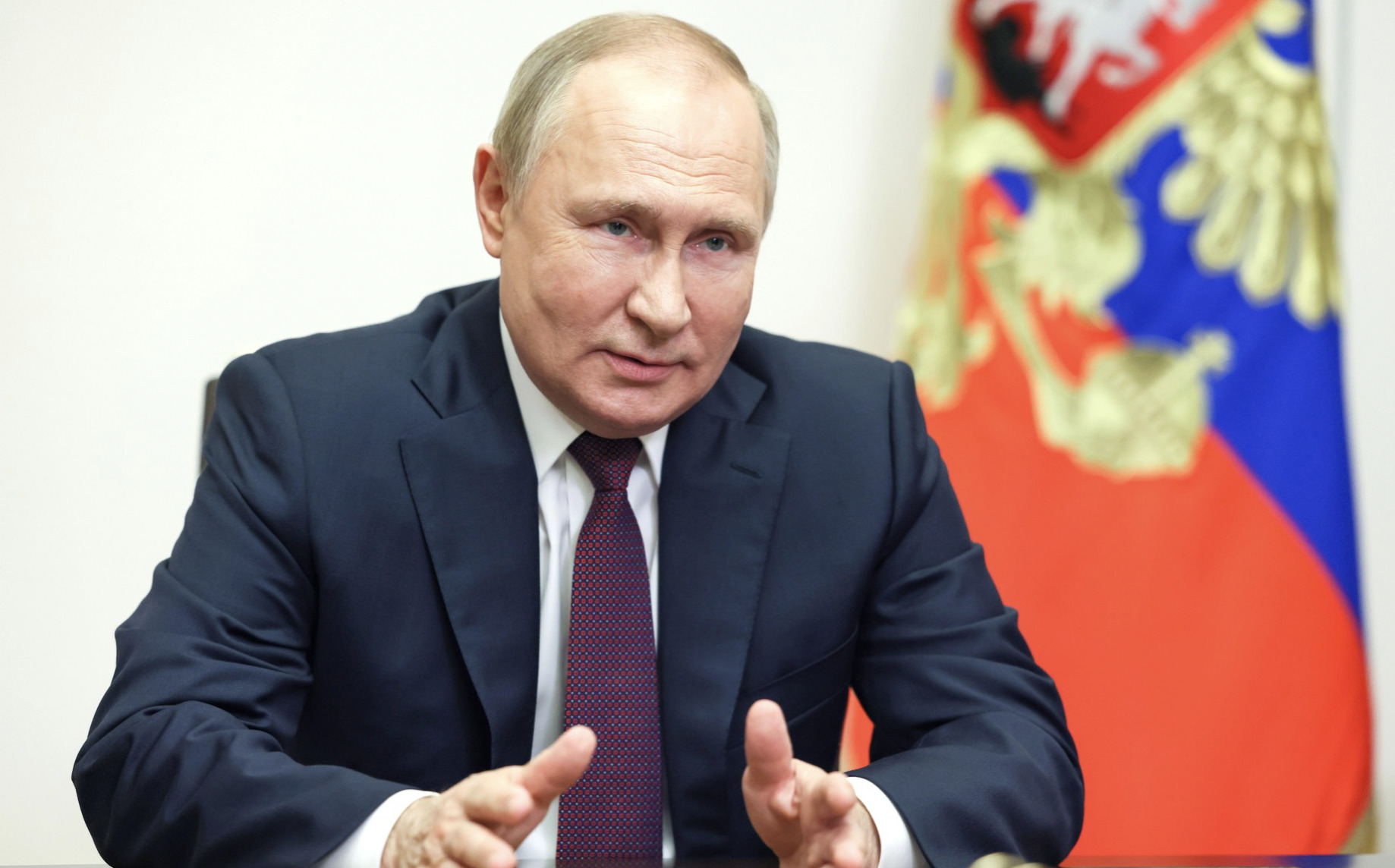 Путин присвоил жителям Алтайского края государственные награды