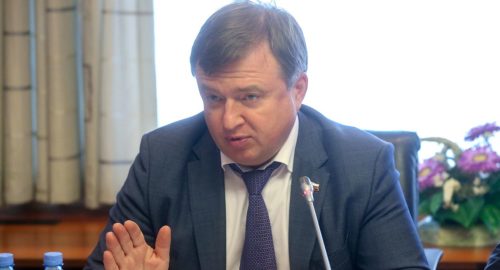 Депутат ГД от Екатеринбурга, знающий Ройзмана с детства, отказался его поддержать после задержания
