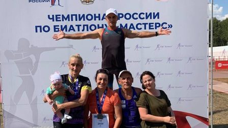 Красноярские спортсмены заработали 11 медалей на чемпионате РФ по биатлону среди ветеранов