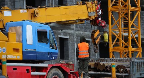 Житель Иркутской области получил судимость после неудачной попытки устроиться крановщиком