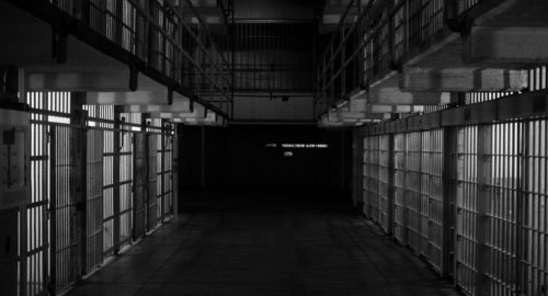 В Приангарье будут судить адвоката, совершившего 40 преступлений