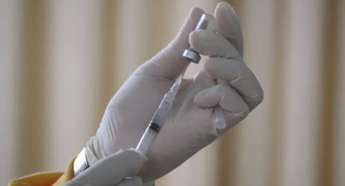 В Кемеровской области не хватает вакцины «КовиВак»