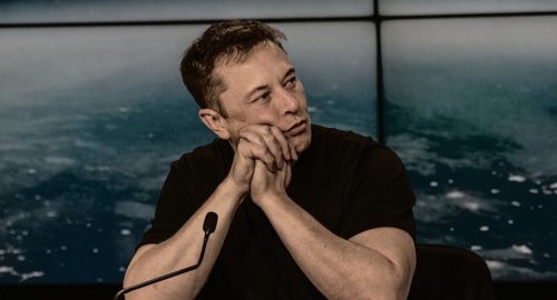 ФБР, Пентагон и Госдеп не стали выполнять распоряжение Илона Маска