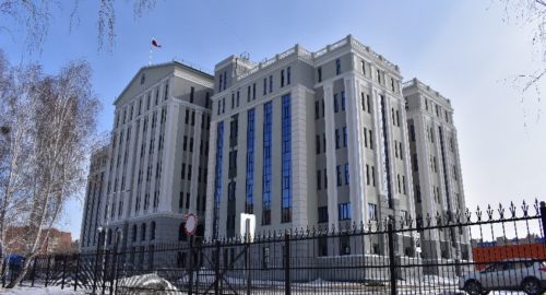 За изнасилование девочки с особой жестокостью ответит в Омске 46-летний рецидивист
