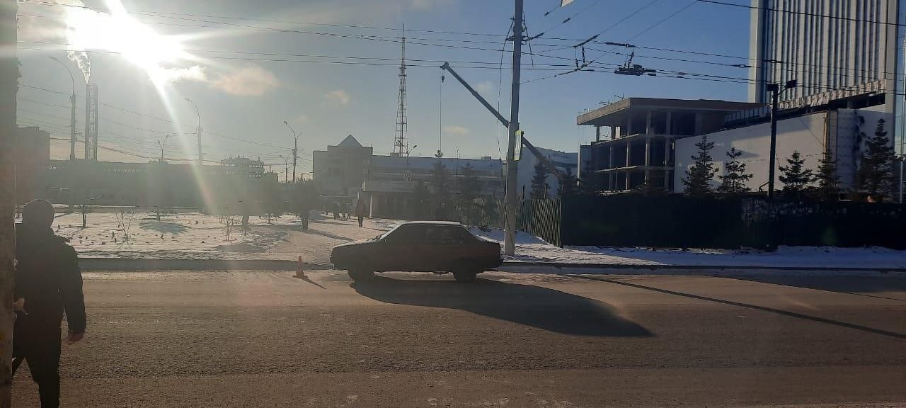 В Новосибирске подросток без водительских прав сбил женщину на пешеходном переходе