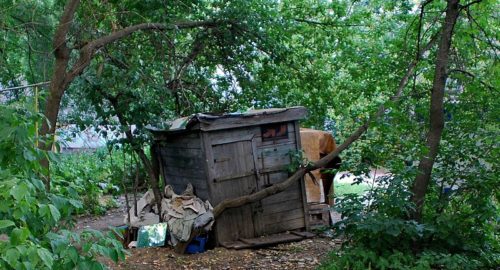 В «Ночлежке» рассчитали «индекс смертности» бездомных в РФ