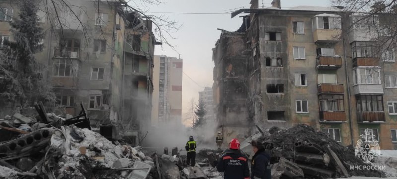 Пострадавшим от взрыва газа в Новосибирске документы восстановят бесплатно