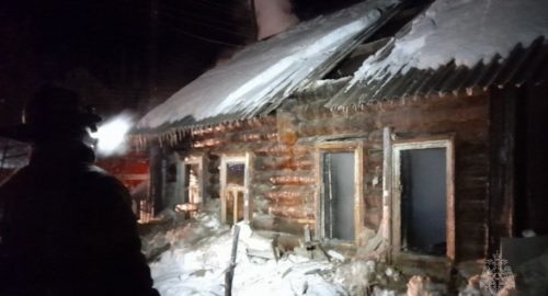 В Тюмени в сгоревшем доме пожарные обнаружили труп