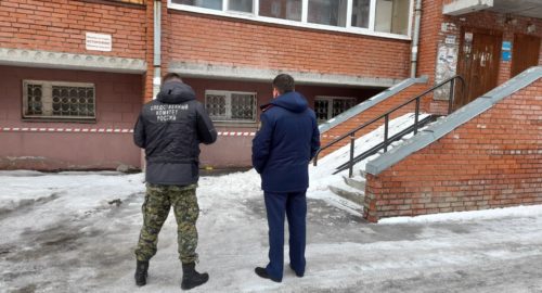 В Томске на улице Рабочей малолетний мальчик упал с балкона