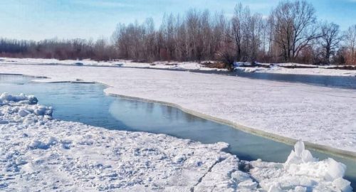 Река Томь в Кемерове освободилась от льда