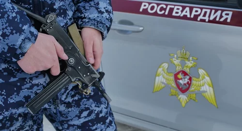 «Осторожно, новости»: в Туве участники СВО напали на сотрудника Росгвардии в кафе