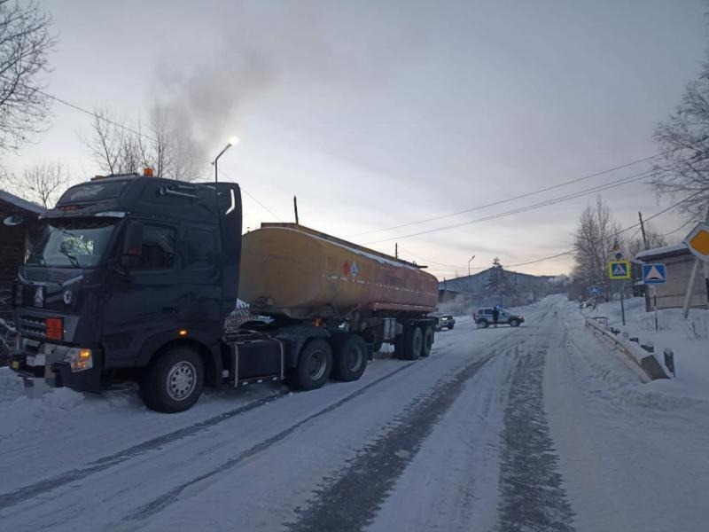 В Иркутске водитель грузовика сбил насмерть 9-летнего ребёнка