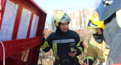 В Иркутской области огнем охвачено 2000 квадратных метров склада с сухофруктами