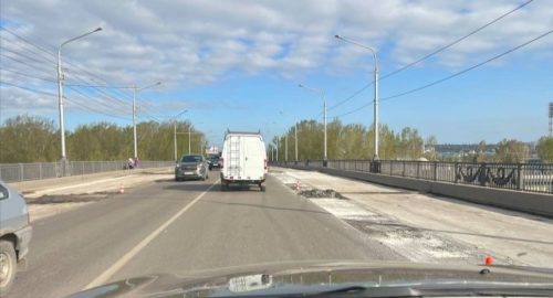 В районе Коммунального моста в Красноярске образовались заторы
