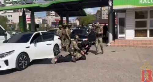Красноярские полицейские задержали шестерых преступников, занимавшихся автоподставами