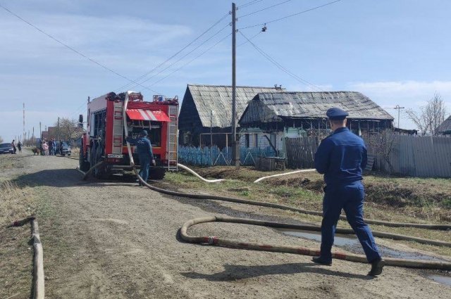 Прокуратура организовала расследование по факту гибели девочки во время пожара в НСО