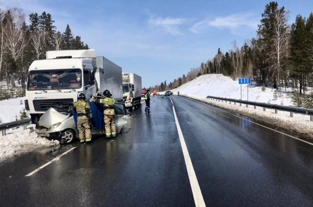 За неделю в Иркутске в ДТП погибли 7 человек и 40 пострадали