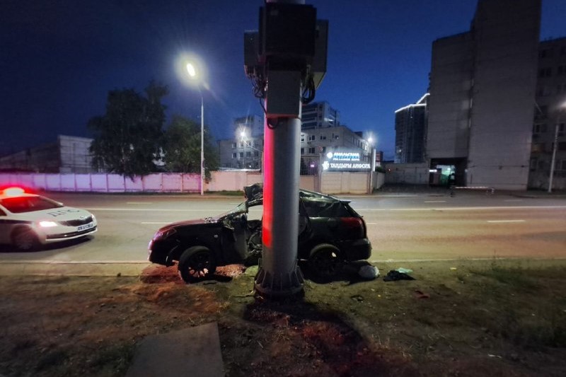 На набережной Красноярска произошла авария со смертельным исходом