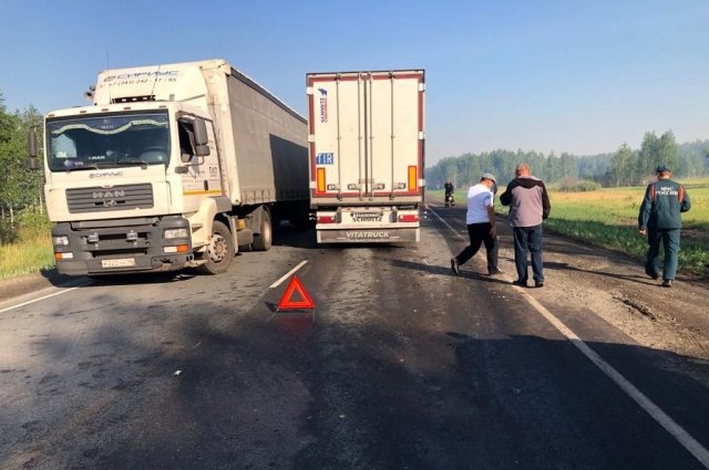 В массовом ДТП в Крутинском районе Омска скончался 59-летний мужчина