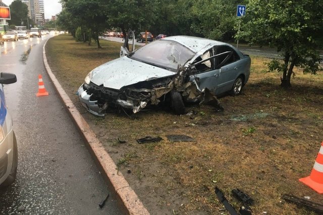 В Тюмени 60-летний водитель погиб в ДТП из-за плохого самочувствия