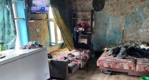 В Красноярске полиция изъяла из семьи пятерых детей из-за ужасных условий