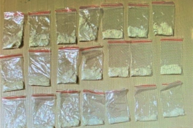 В Барнауле задержали несовершеннолетнего иностранца с наркотиками