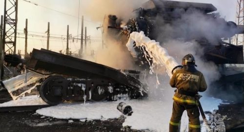 В Новосибирске загорелся завод торгового оборудования