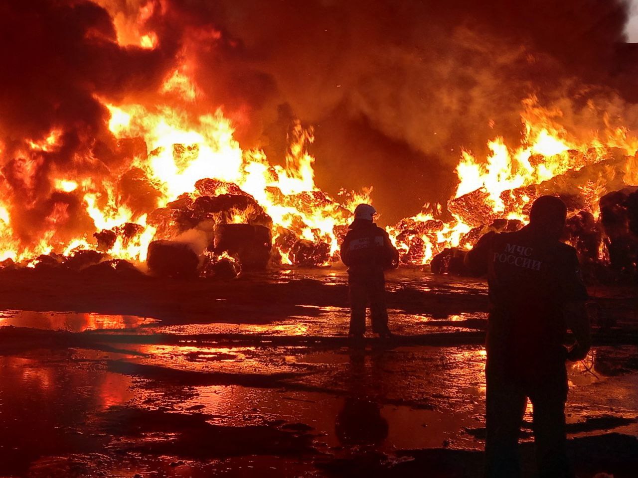 На Алтае случился пожар на очередной турбазе