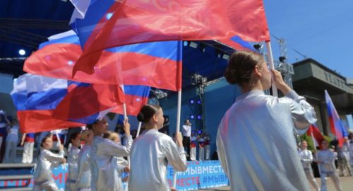 Томский губернатор Мазур опубликовал фото празднования Дня России