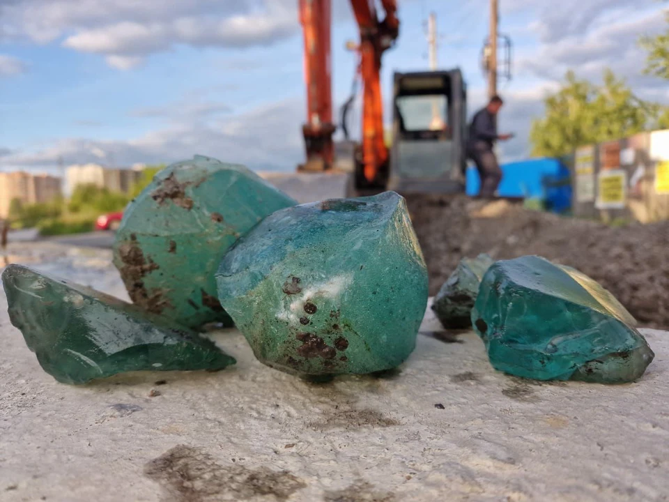 При раскопках в Зональненском поселении Томской области нашли «изумруды»