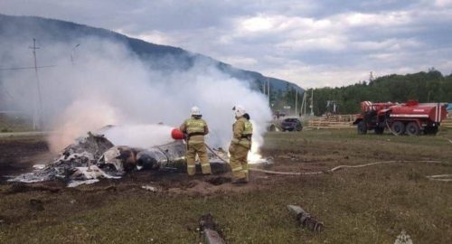 РЕН ТВ: СК возбудил уголовное дело после падения вертолета Ми-8 с туристами на Алтае