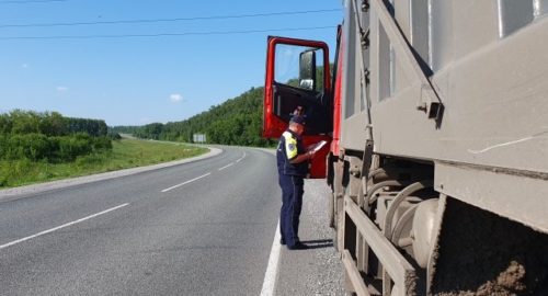В Кузбассе с 14 по 19 июля инспекторы выявили 1560 нарушений на дорогах