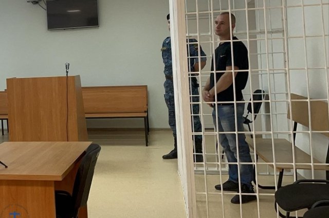 В Тюмени мужчина, сломавший нос полицейскому, приговорен к двум годам колонии