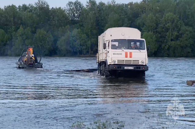 На реке Снежная продолжаются поиски восьмой пропавшей туристки