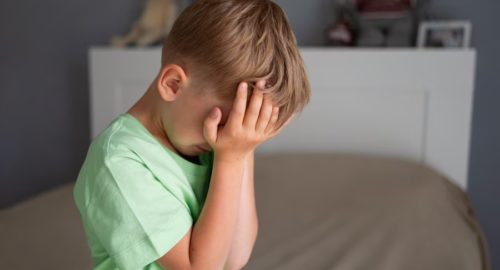 В Омске 6-летний мальчик сошел с ума после убийства отца на его глазах