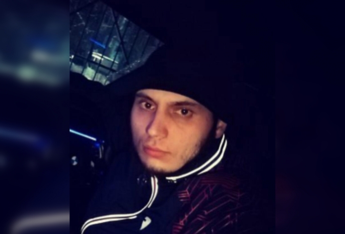 В Омске полиция объявила в розыск мужчину, подозреваемого в совершении преступления
