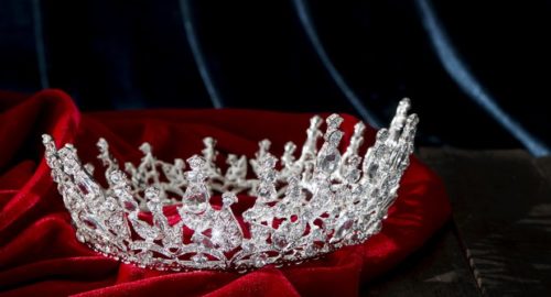 Уволенная со скандалом учительница из Ишима победила в конкурсе красоты