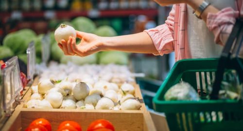 Стало известно, какие продукты больше всего подорожали в ХМАО за неделю