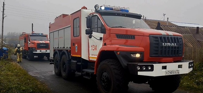 В Тюмени в селе Большое Сорокино при пожаре заживо сгорел мужчина