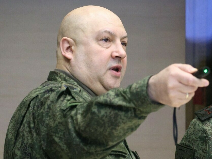 В декларации новосибирского генерала Суровикина найдены 19 объектов недвижимости