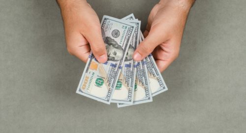 В Новосибирске мигрантка продаёт девственность за 20 тысяч долларов