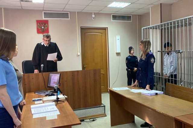 СК опубликовал видео из суда по делу об избиении ветерана Афганистана в Томске
