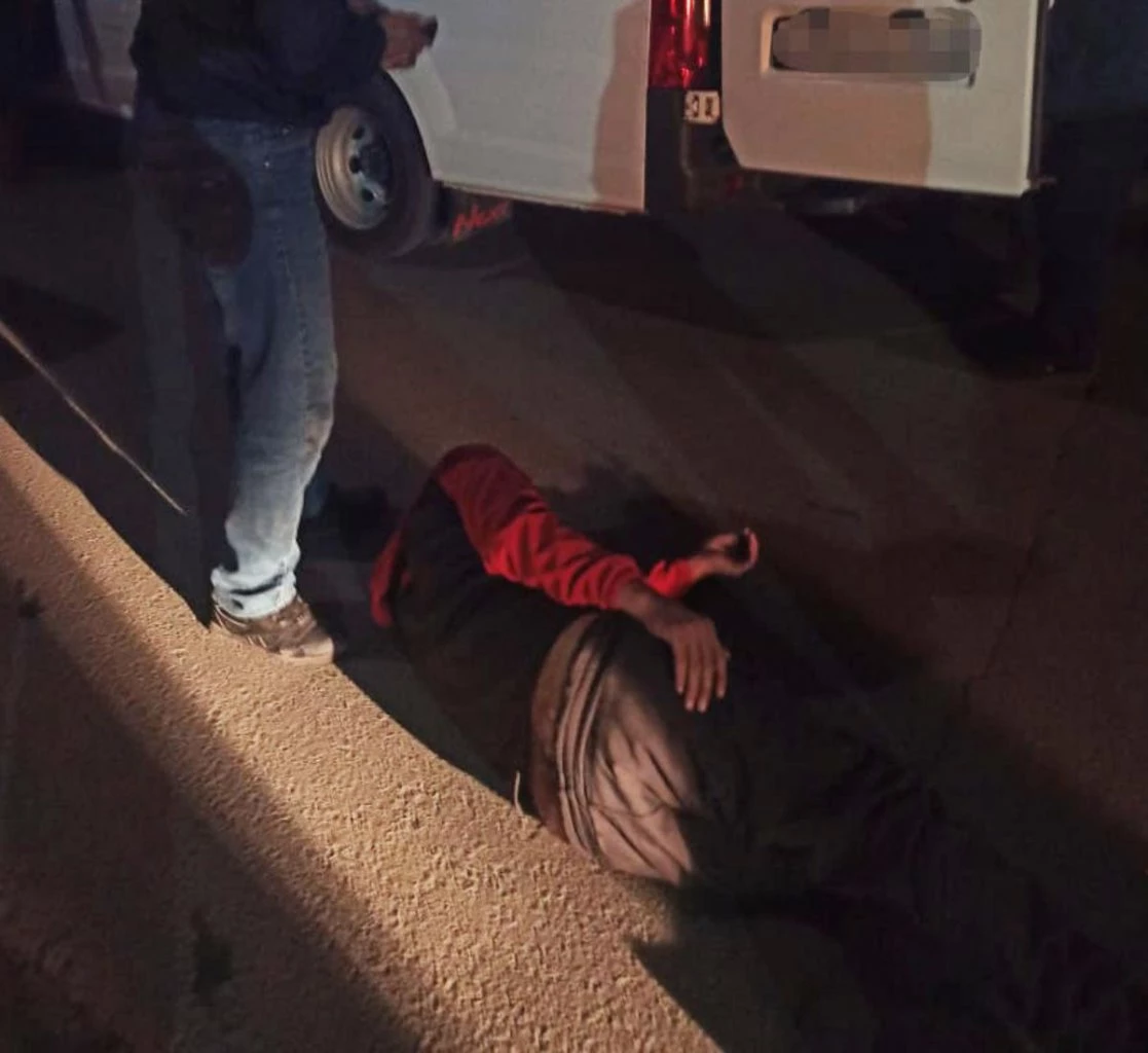 В Новосибирске конфликт между мужчинами на дороге завершился перестрелкой