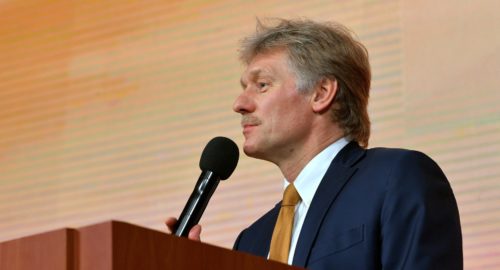Песков опроверг возможность переноса столицы в Иркутск