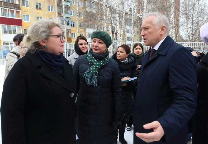 Мазур поторопил подрядчика с ремонтом 5-й школы в Томске