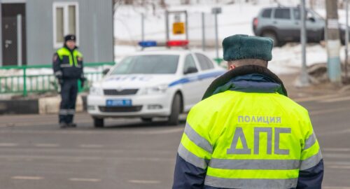 Инспекторы ДПС помогли красноярке быстро добраться до роддома