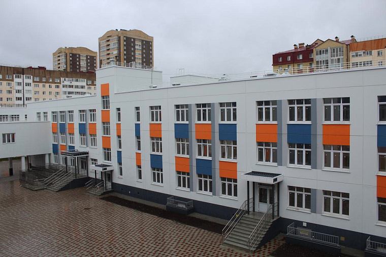 В Тюменской области приступят к строительству 15 новых учебных заведений