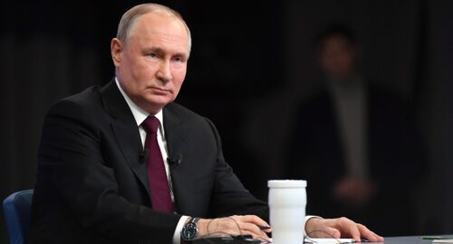 Путин присвоил почётное звание томскому трактористу Александру Юрку