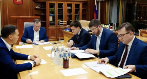 Губернатор Красноярского края провел рабочую встречу с зампредом правительства РФ