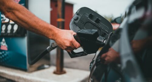 В Красноярском крае стоимость бензина за год выросла на 8,3%